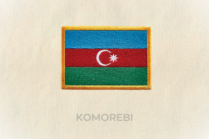 Azerbaïdjan - Drapeau Brodé