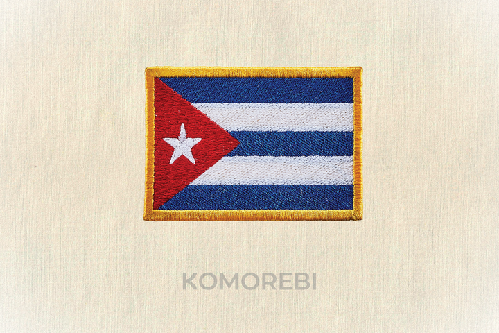 Cuba - Drapeau Brodé