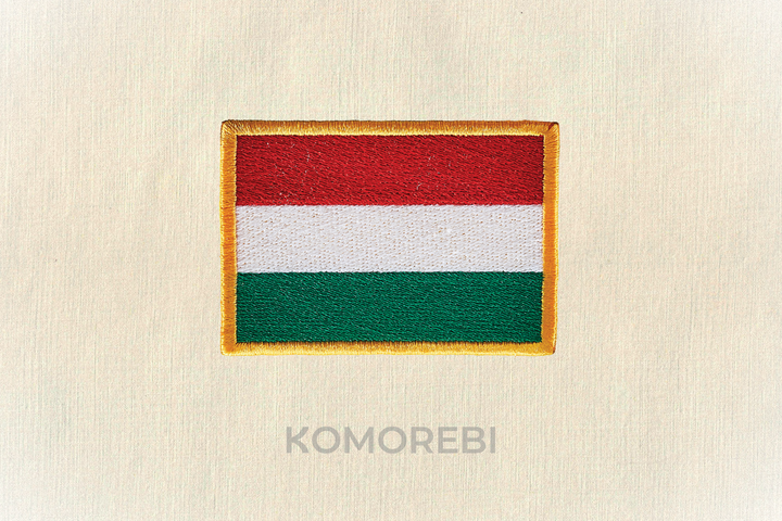 Hongrie - Drapeau Brodé