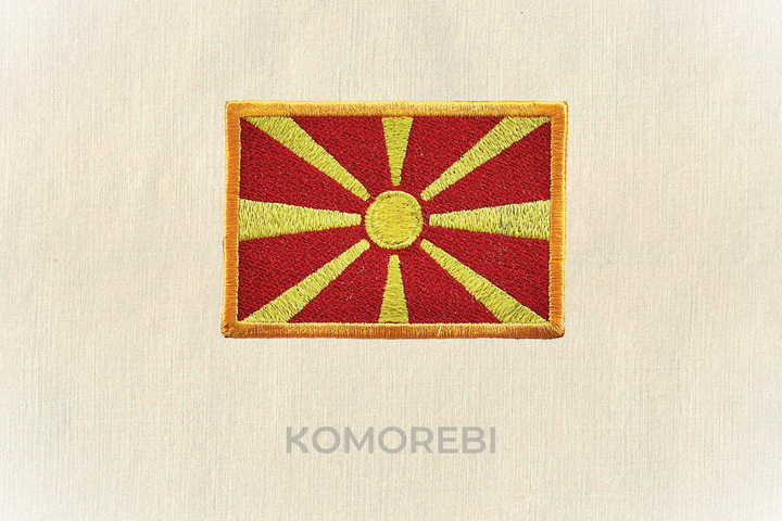 Macédoine du Nord - Drapeau Brodé