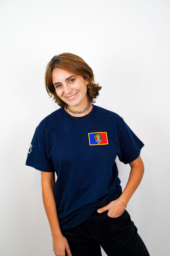 Paris • T-shirt mit Flagge