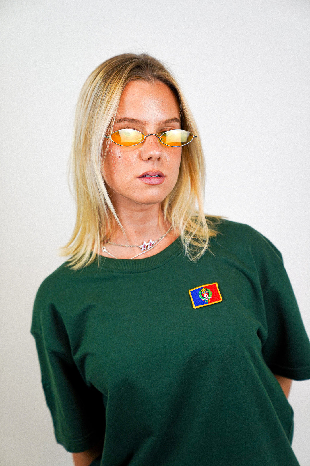 Paris • T-shirt mit Flagge