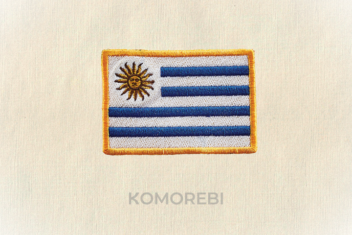 Uruguay - Drapeau Brodé