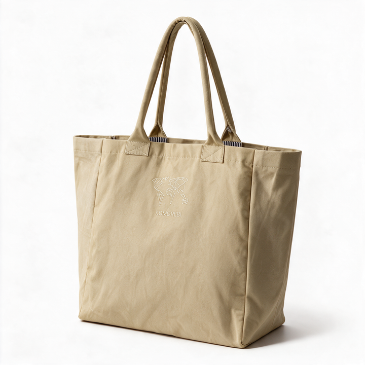 Tote bag Komorebi en toile beige, vue de trois quarts